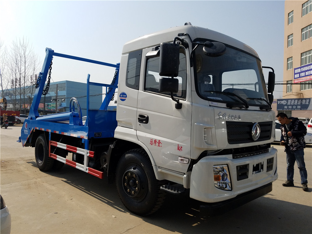 東風(fēng)專底(10方)擺臂垃圾車
