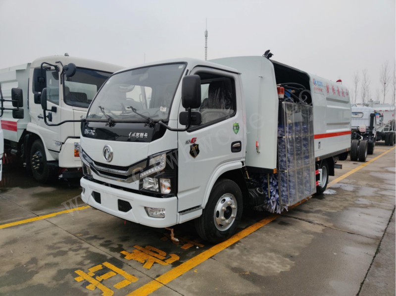 東風多利卡4方護欄清洗車價格 國六護欄清洗車廠家報價