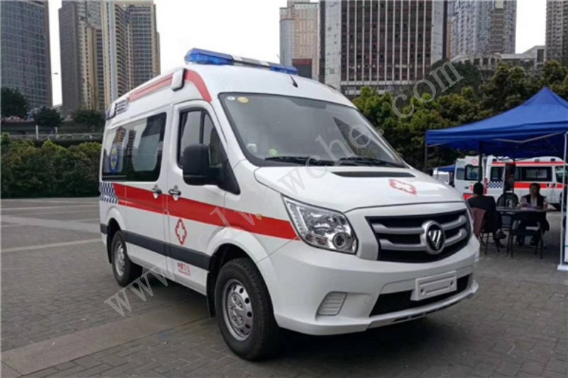 福田圖雅諾短軸轉(zhuǎn)運型救護車