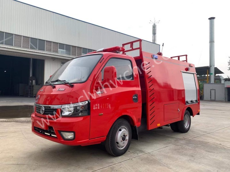 東風途逸?1噸水罐消防車